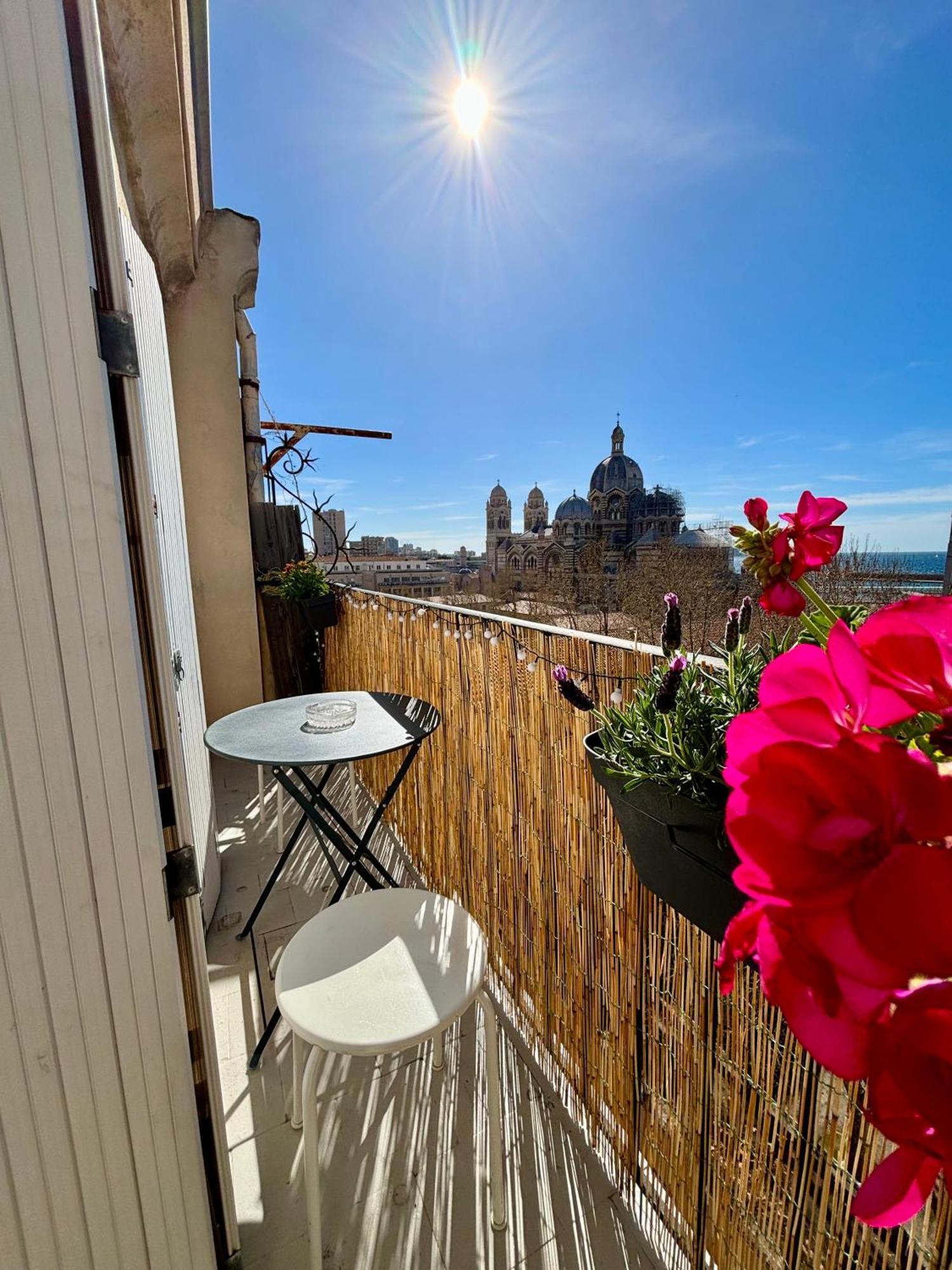 Studio Avec Vue Sur La Major Apartment Marseille Ngoại thất bức ảnh